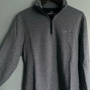 Men’s Vineyard Vines size Medium Quarter-Zip Lightweight Pullover